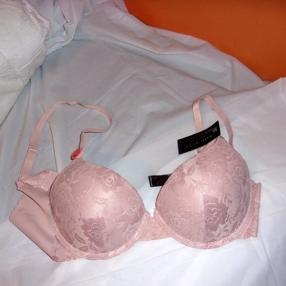 Youmita Peach Whip Lace Demi 34B Bra & Coordinating Medium Seamless Panty NWT - Picture 4 of 10